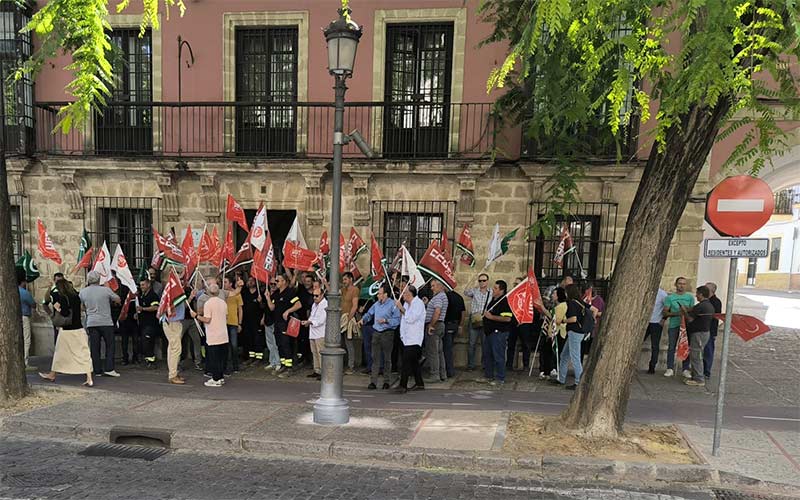 La plantilla del Consorcio de Aguas irá a la huelga en diciembre si la dirección no cambia su actitud