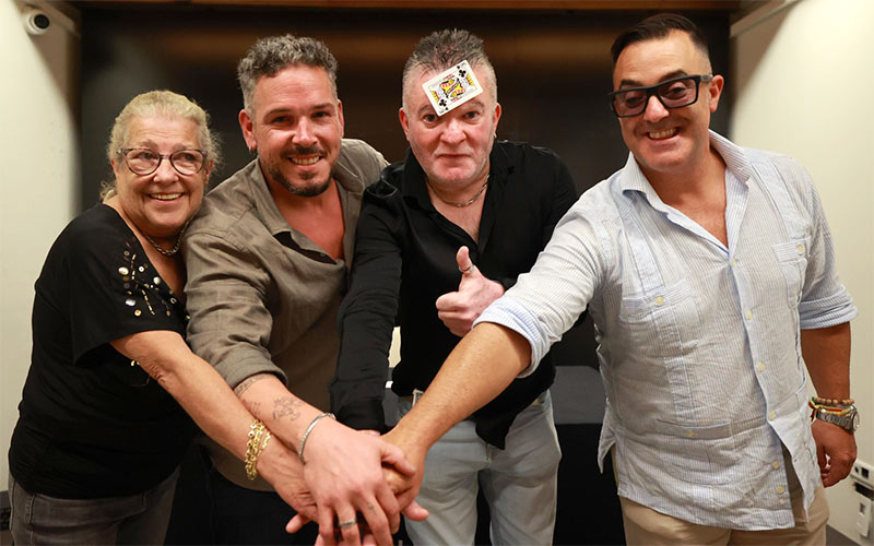 Cádiz ya tiene nuevos Reyes Magos: Ignacio, Andrés y Juan, protagonistas de la cabalgata