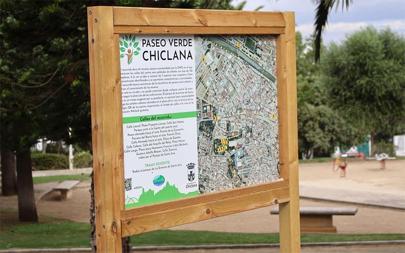 Nace el Paseo Verde de Chiclana: una caminata por las calles y plazas más arboladas del centro