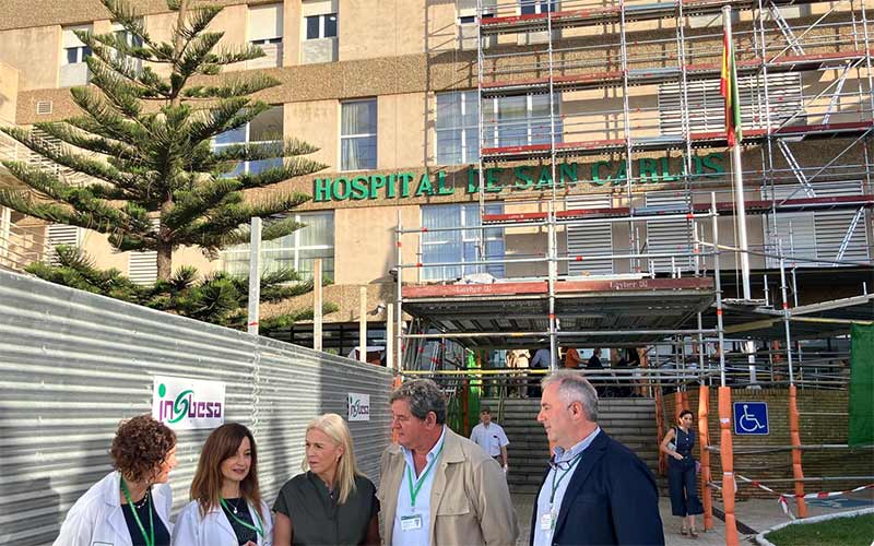 En marcha el adecentamiento de la fachada del Hospital de San Carlos; no se ‘toca’ desde los 80