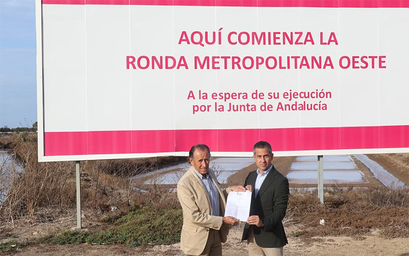 El alcalde de Chiclana ruega a la Junta activar la proyectada Ronda Oeste ante el aumento del tráfico y la población, al menos el primer tramo