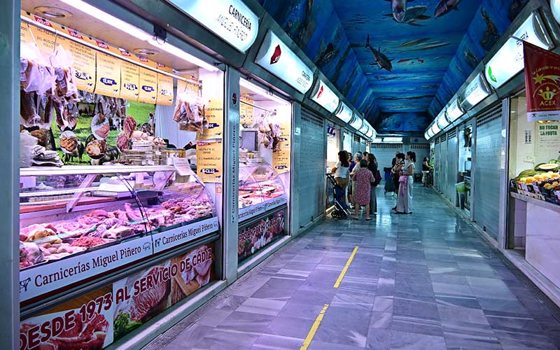 “Tradición e innovación”: el mercado Virgen del Rosario de Cádiz venderá también por internet