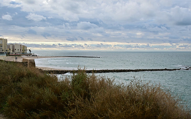 El PP pide a Costas la “reparación” de los dos espigones de la playa de Santa María del Mar