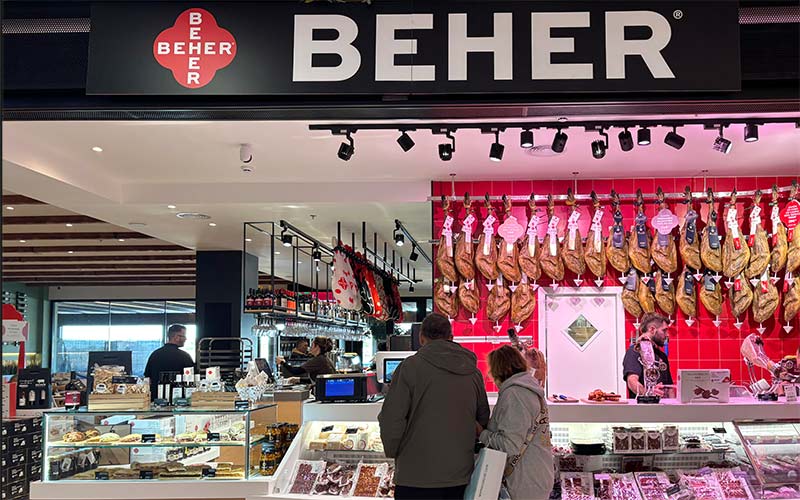 Abre en San Fernando un restaurante especializado en cerdo “100% ibérico”