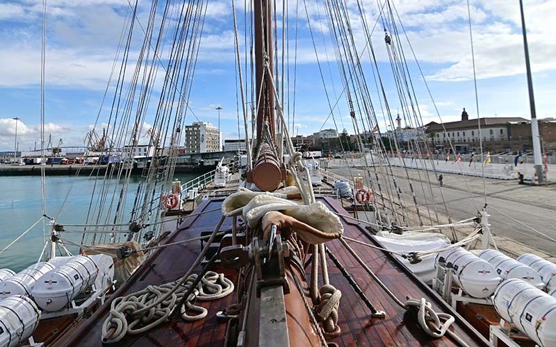 Animan a los gaditanos a despedir a Elcano: “un homenaje colectivo desde la mar y desde tierra”
