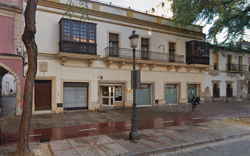 El Consistorio jerezano reclama la cesión de la antigua sede de la Tesorería para dotar al centro de un equipamiento público multifuncional