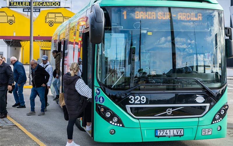 San Fernando presume de su “valentía” por el bus gratuito al nivel “de Nueva York”; sin dar cifras, celebra un enero con el doble de viajeros