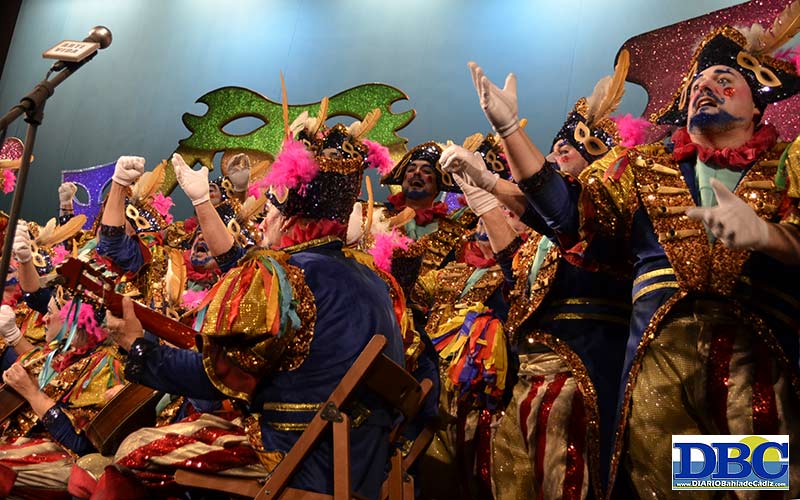 Coro: ‘La esencia’