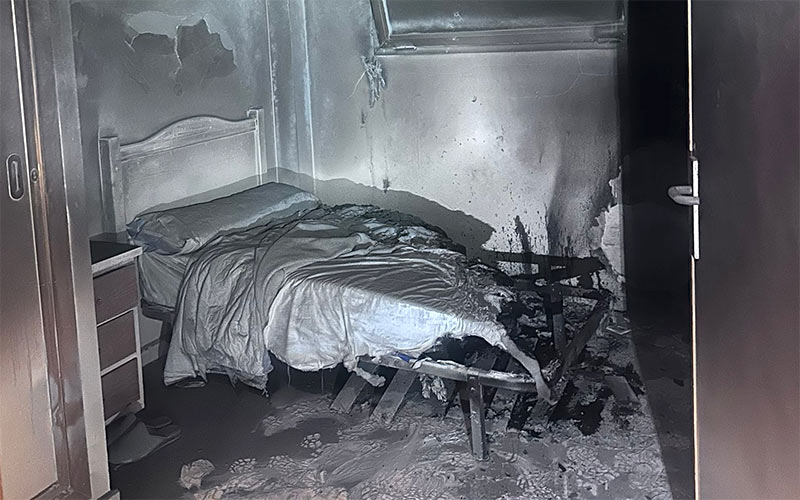 Un incendio de madrugada obliga al desalojo total de la residencia de Afanas en El Puerto