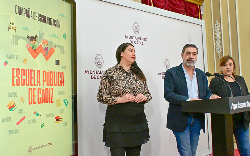 El Ayuntamiento de Cádiz promociona junto a la Flampa Gades la escuela pública mientras defiende “la libertad de elección de las familias”