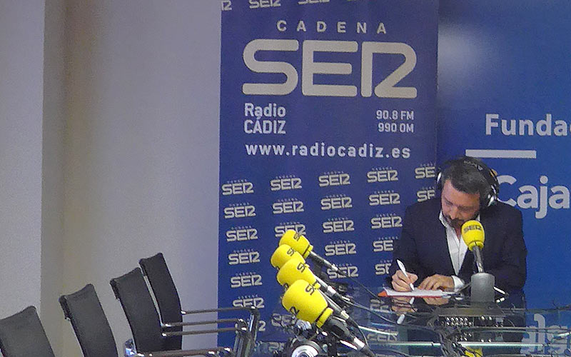 Pedro Espinosa gana el Premio Paco Navarro 2026 por “dar voz” a la cantera del carnaval