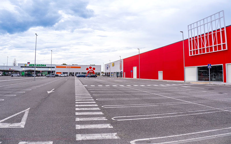 De un promotor holandés a una gestora de activos estadounidense: el parque comercial Janer cambia de manos ni un año después
