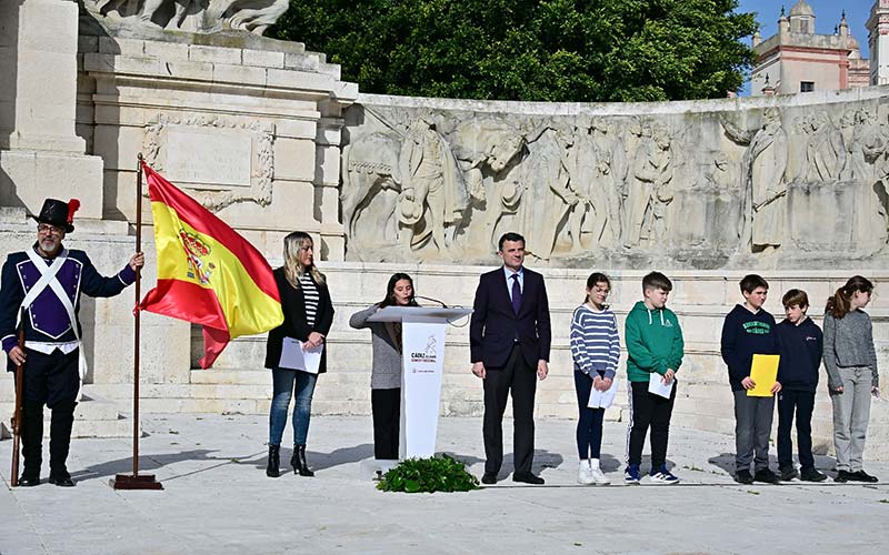 “En tiempos de polarización, reivindicamos diálogo entre quienes piensan distinto”: Cádiz recuerda el 214 aniversario de ‘su’ Constitución