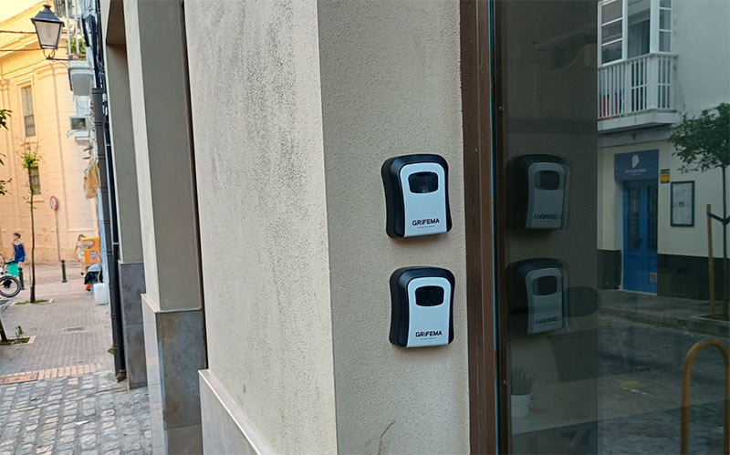 IU insiste en la necesidad de “recuperar barrios” para Cádiz retirando licencias a los pisos turísticos que no cumplen la actual normativa