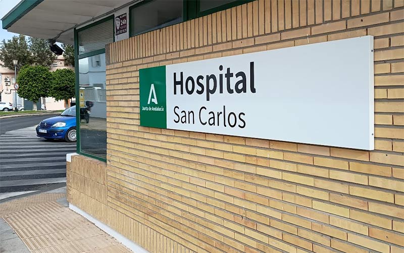 Denuncian el recorte de actividad quirúrgica vespertina en San Carlos y el Puerta del Mar: “supone hasta 15 operaciones diarias menos”