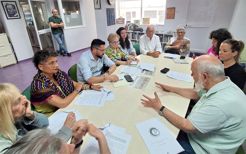 Llaman a Cádiz a salir a la calle el 9 de mayo “por los servicios públicos”, en plena campaña electoral: “no es un gasto, es la mejor inversión”