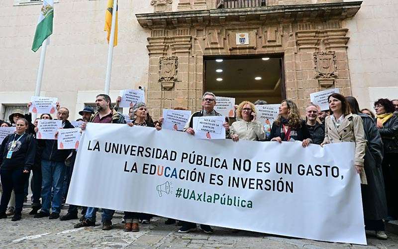 La comunidad de la UCA también se moviliza en defensa de la universidad pública andaluza, y frente a los recortes y la ofensiva privatizadora