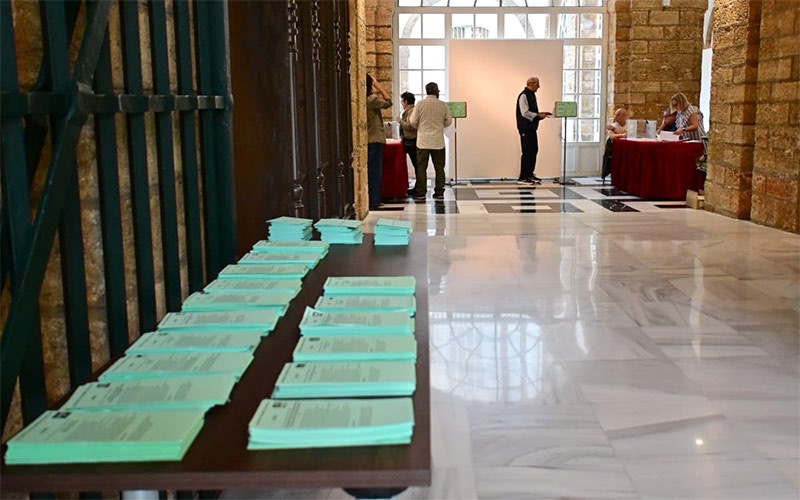 Fuerte tirón de la participación en Andalucía: la Bahía roza el 51% a dos horas del cierre del 17-M