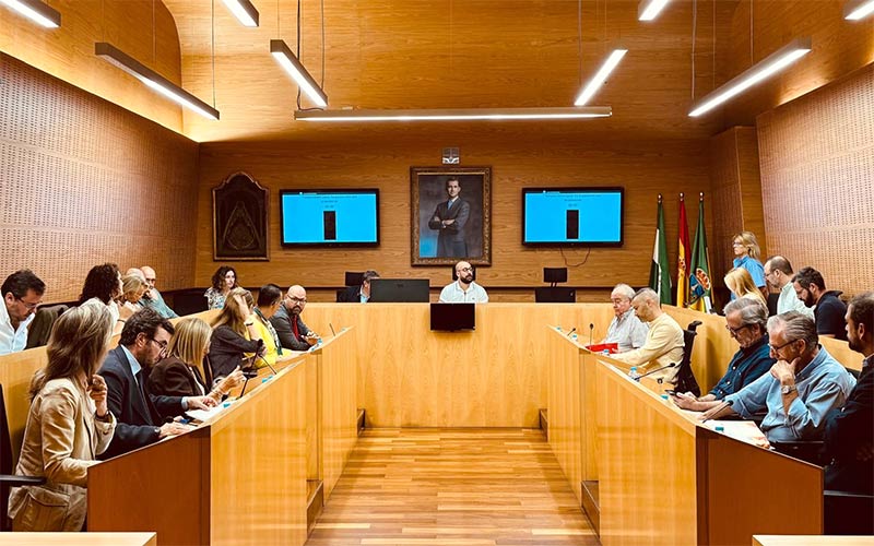 El Puerto suprimirá tasas municipales inferiores a 6 euros mientras encarece el agua otro 2,7%