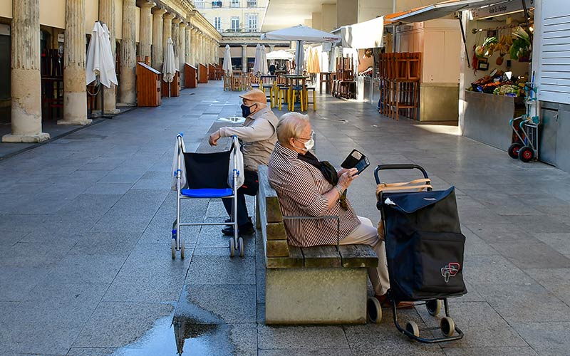 La pensión media en Cádiz supera ya los 1.360 euros al mes: las de jubilación rondan los 1.600 pero las de viudedad apenas rebasan los 1.000