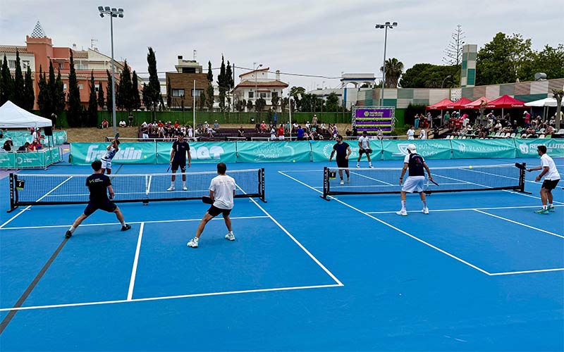 Rota vuelve a ser capital europea del pickleball al aire libre, reuniendo a más de 700 jugadores