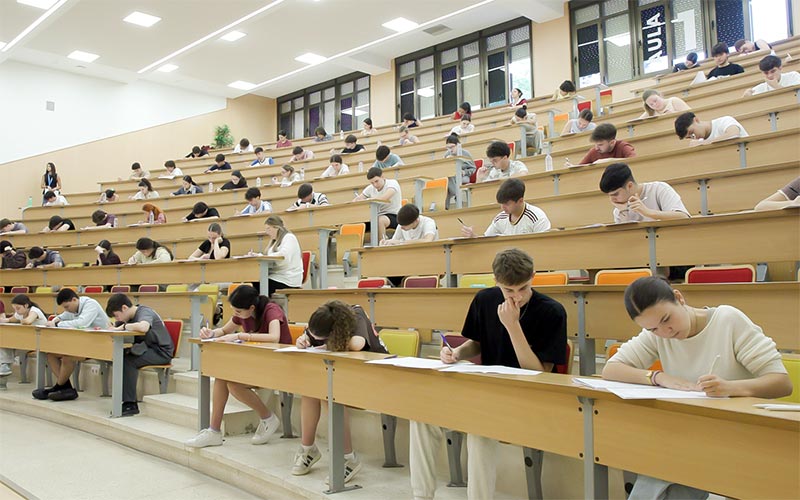 Llega la hora de pelear por la carrera deseada: el 89% del alumnado gaditano supera Selectividad