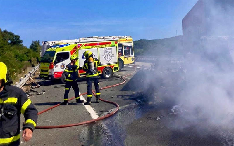 Empresarios exigen actuaciones urgentes para evitar que cualquier accidente en carreteras gaditanas “paralice durante horas la movilidad”