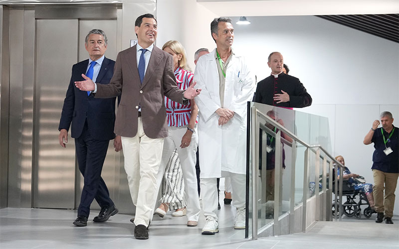Moreno Bonilla bendice el nuevo centro de salud Esperanza de la Yedra en Jerez, pendiente de ofertar sus servicios quirúrgicos ambulatorios