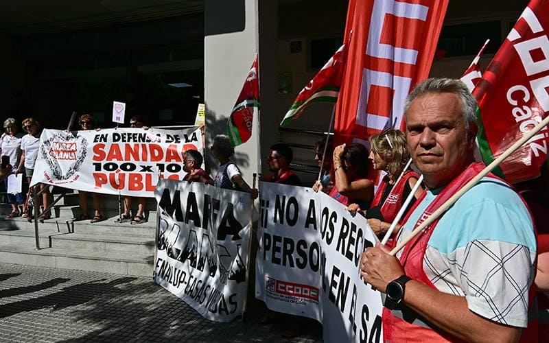 La sanidad pública gaditana encara otro verano bajo la sombra de los “recortes” y la “opacidad”