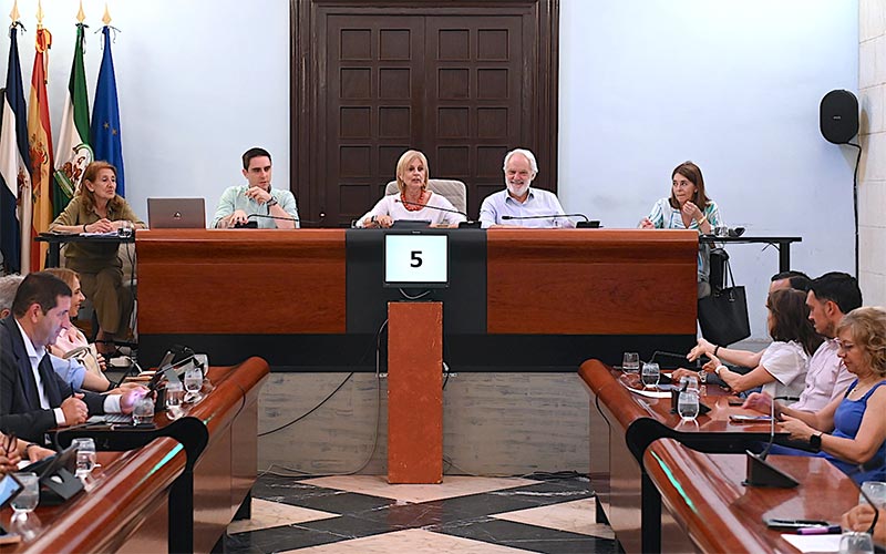 Jerez necesita oxígeno: aprueba pedir otros 25 millones a los bancos para pagar a proveedores