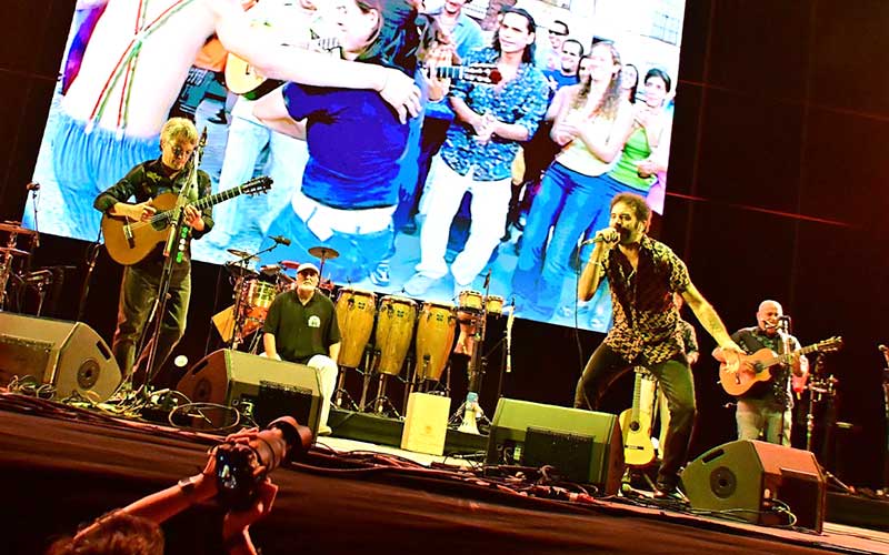 EN FOTOS: Los Delinqüentes en Cádiz
