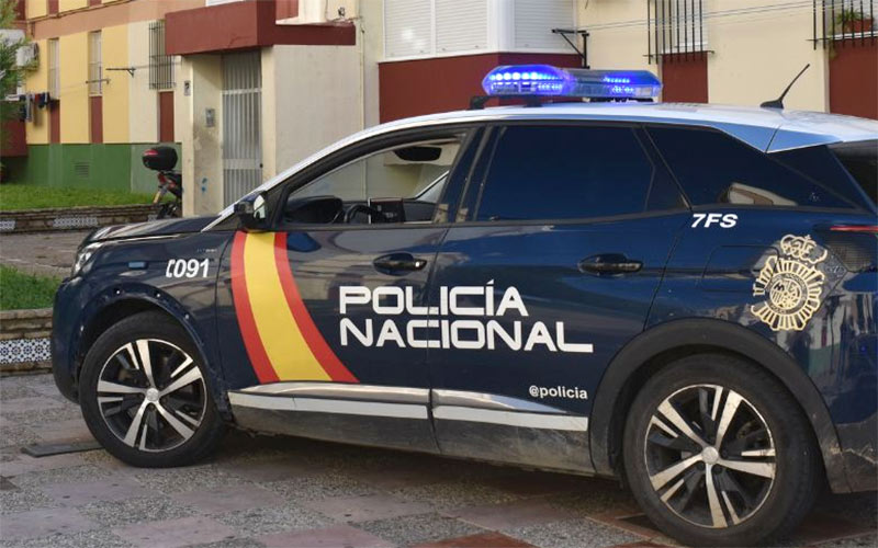 La intervención “ejemplar” de varios ciudadanos frustra en San Fernando el robo del dinero de la pensión de un anciano por parte de tres mujeres