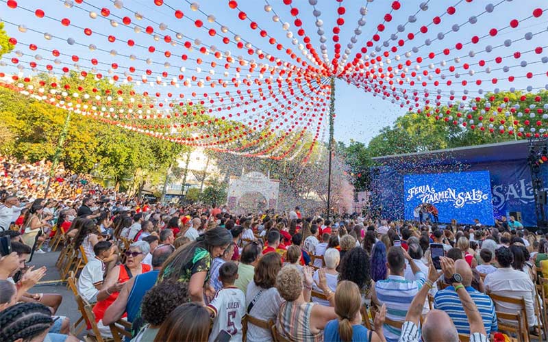 El Francia-España se cuela en la apertura de la última Feria del Carmen y de la Sal en el parque