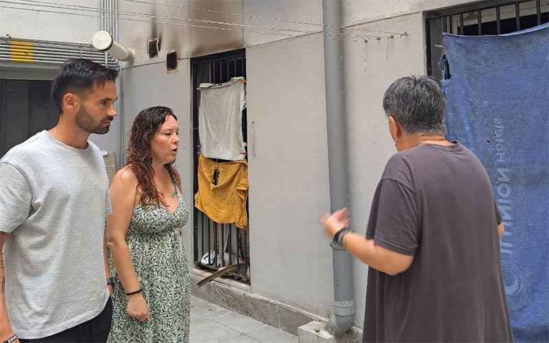 El incendio de junio agrava el “abandono” del bloque de  viviendas públicas de Nelson Mandela