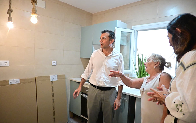 Avanza la ejecución del I Plan de Rehabilitación Interior de viviendas municipales en Cádiz: “hogares más dignos, seguros y accesibles”
