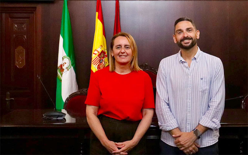 “Sabemos gestionar y dar a nuestro pueblo lo que necesita”: Puerto Real aprueba su primer presupuesto municipal tres años después