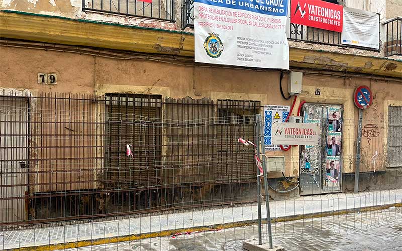 Preguntan por la paralización de las obras de las viviendas de alquiler social de Sagasta 77-79