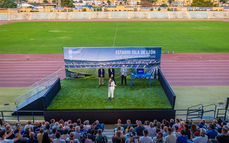 El Bahía Sur empieza su transformación en estadio Isla de León: pensando en grande