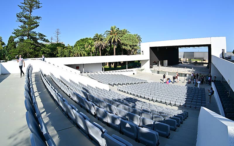 El teatro del parque, a punto de inaugurarse entre el empeño del PP por rescatar a Pemán y su silencio ante las exigencias memorialistas
