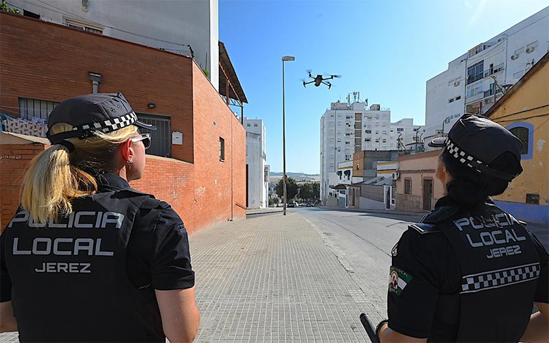 La Policía Local en Jerez usa drones para prevenir y actuar contra el vandalismo urbano