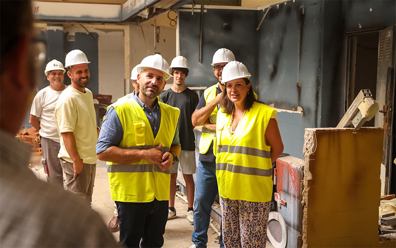 La antigua pescadería del mercado central de San Fernando comienza su transformación en museo dedicado al belenismo abierto todo el año
