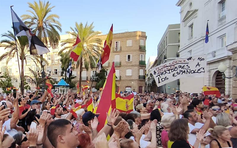 “Le molesta que los gaditanos nos unamos por Ceuta”: el PP carga contra la “sanchista” Cavada