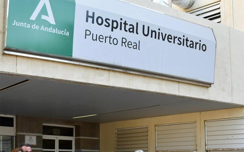 Una colonoscopia hace 19 meses y todavía sin cita para la revisión en el Hospital de Puerto Real