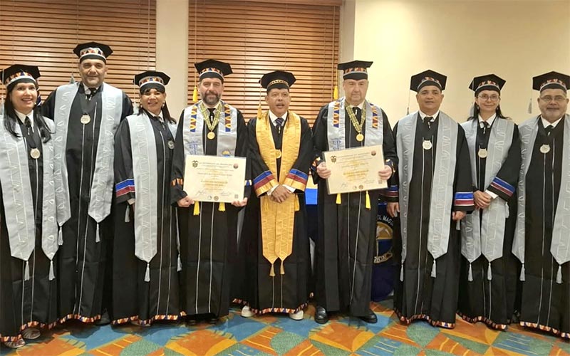 Casimiro Mantell y Fran González, distinguidos en Colombia como doctores Honoris Causa por su contribución a la economía azul desde Cádiz