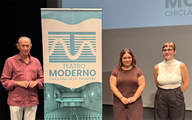Nueva etapa para el Teatro Moderno con imagen “muy chiclanera” y programación “poliédrica”