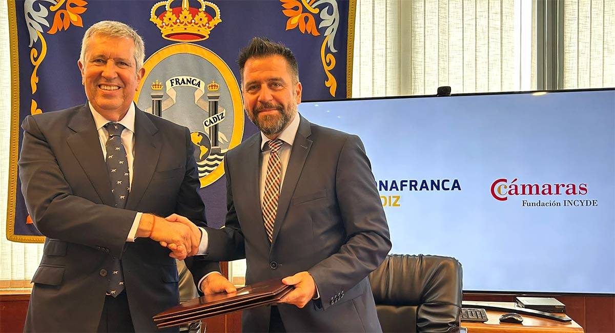 Escenificando la firma entre Collado y Fran González - Zona Franca