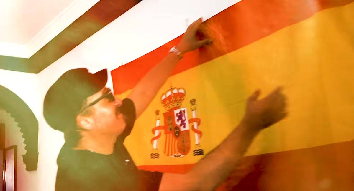 Fotograma del videoclip ‘Bucle fasha’ - Youtube