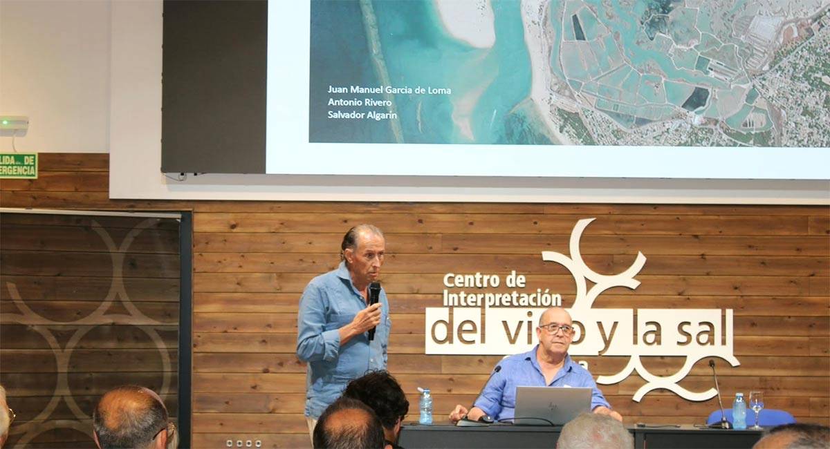 El alcalde interviniendo durante la presentación del proyecto - Ayto.