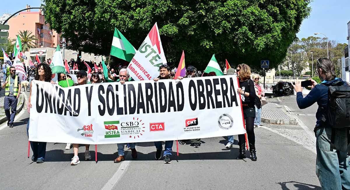 Cabecera de la pasada manifestación alternativa del Primero de Mayo en Cádiz - Eulogio García