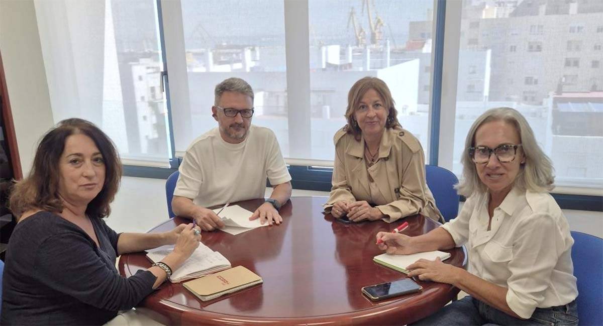 Un momento de la reunión de trabajo